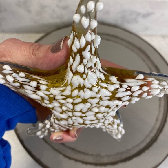 Amber Hand Blown Textured Glass Starfish Paperweight Sculpture 6.5 Inch - Picture 8 of 8